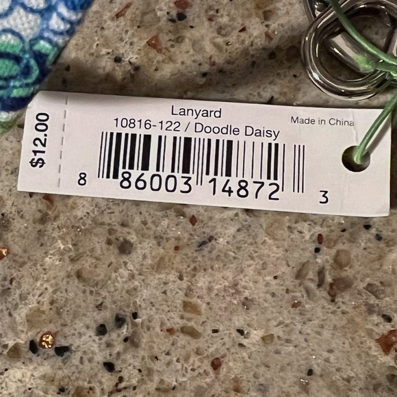 Vera Bradley- Lanyard in Doodle Daisy (NWT) - Picture 3 of 4
